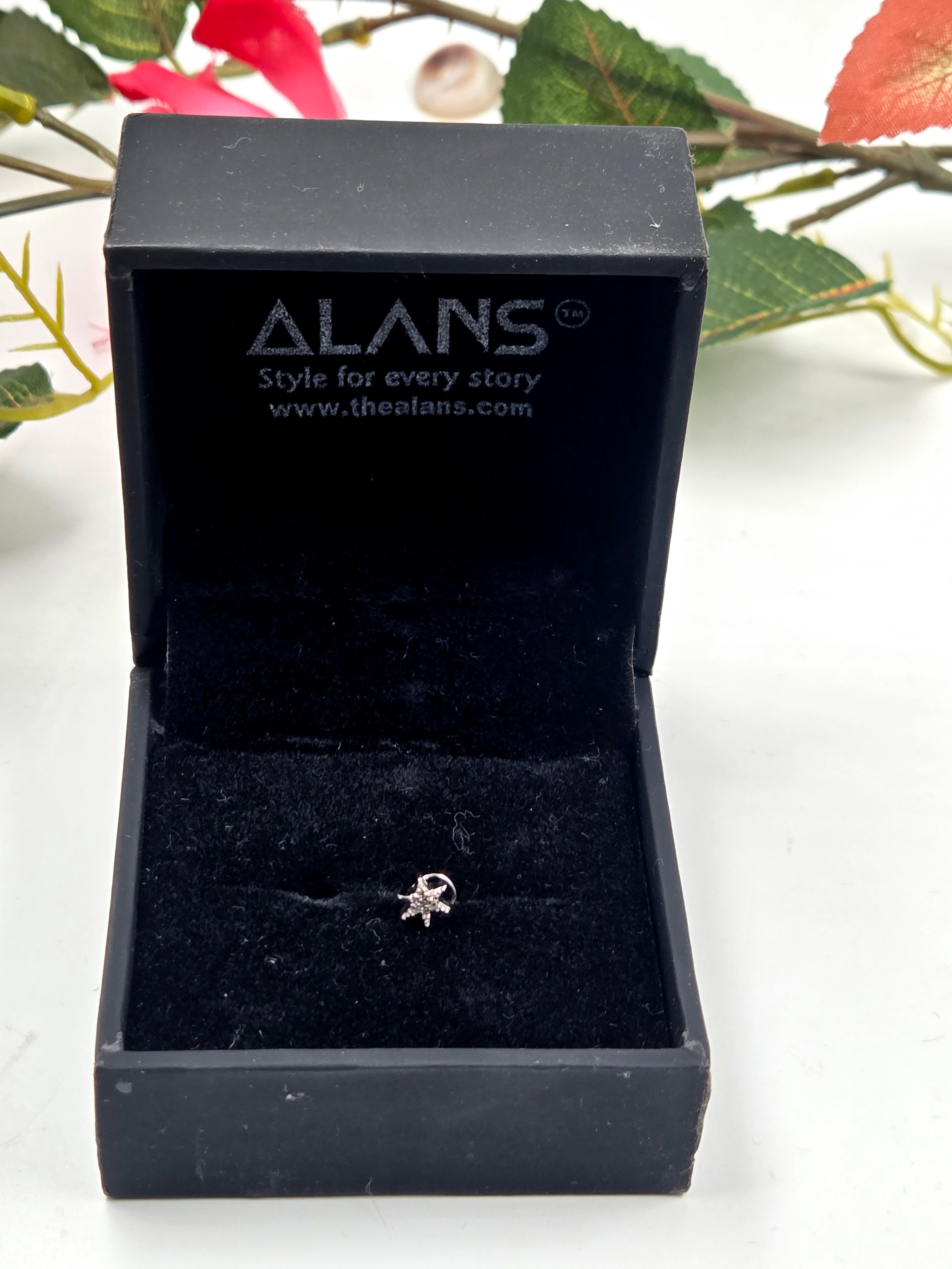 Natural Diamond & Emerald Sterling Silver Nose Pin