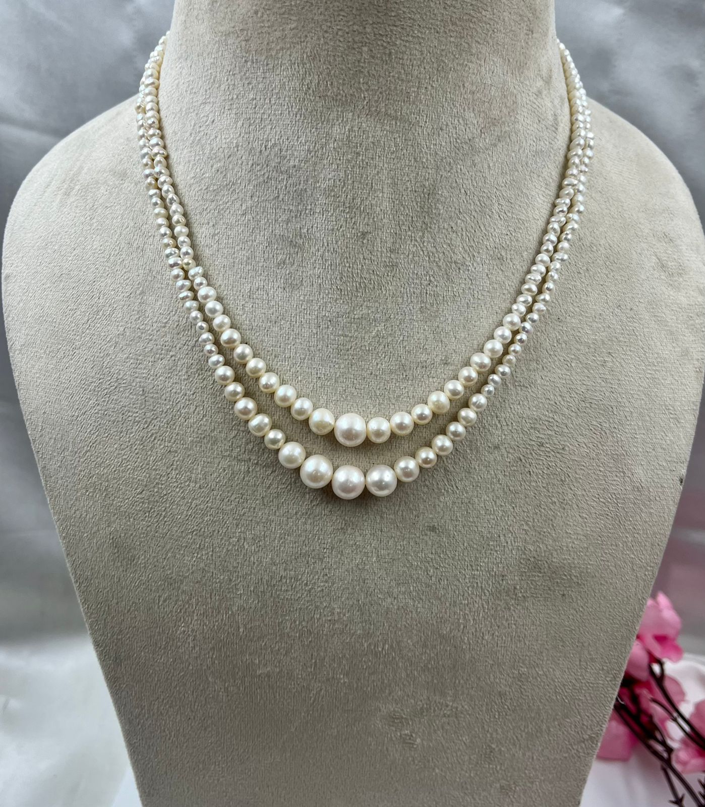 Graduated Glow Pearl Necklace - Sterling Silver Lock