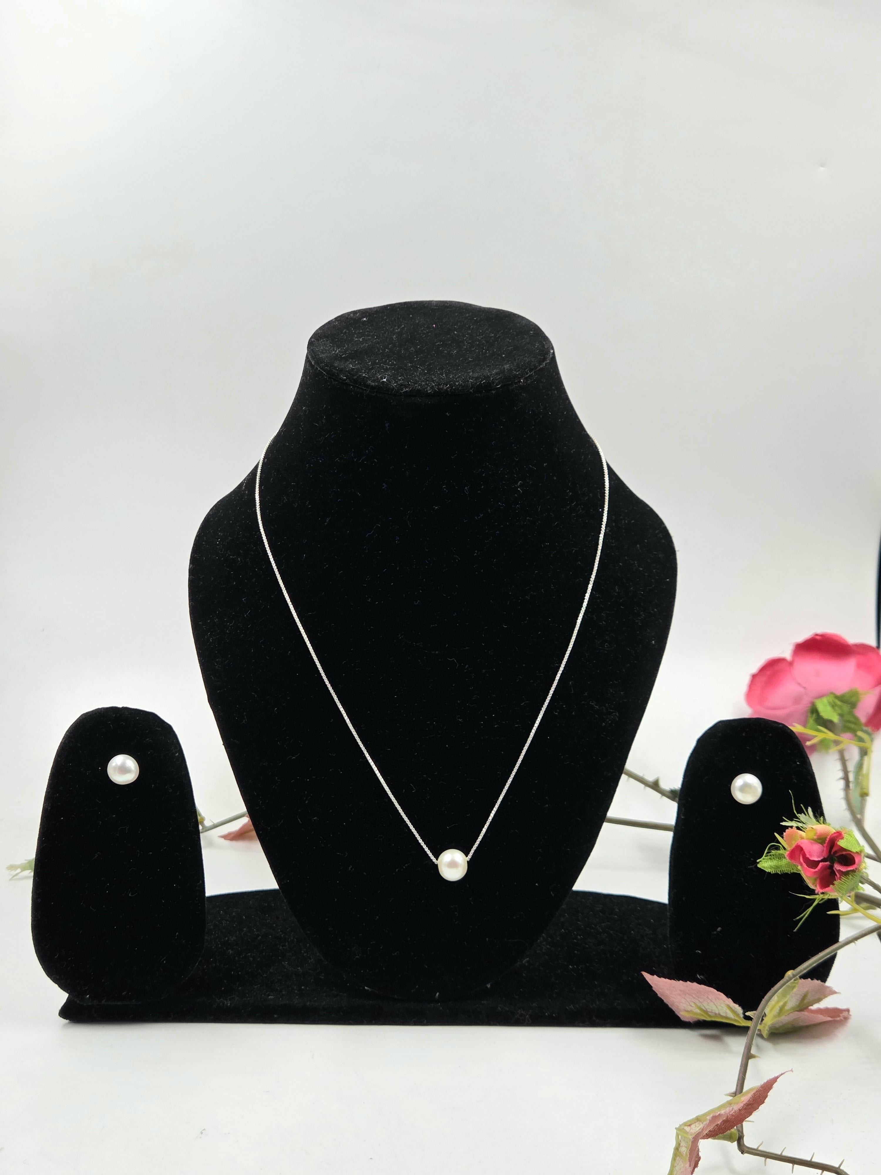 Single Freshwater Pearl Necklace & Studs Set in Sterling Silver