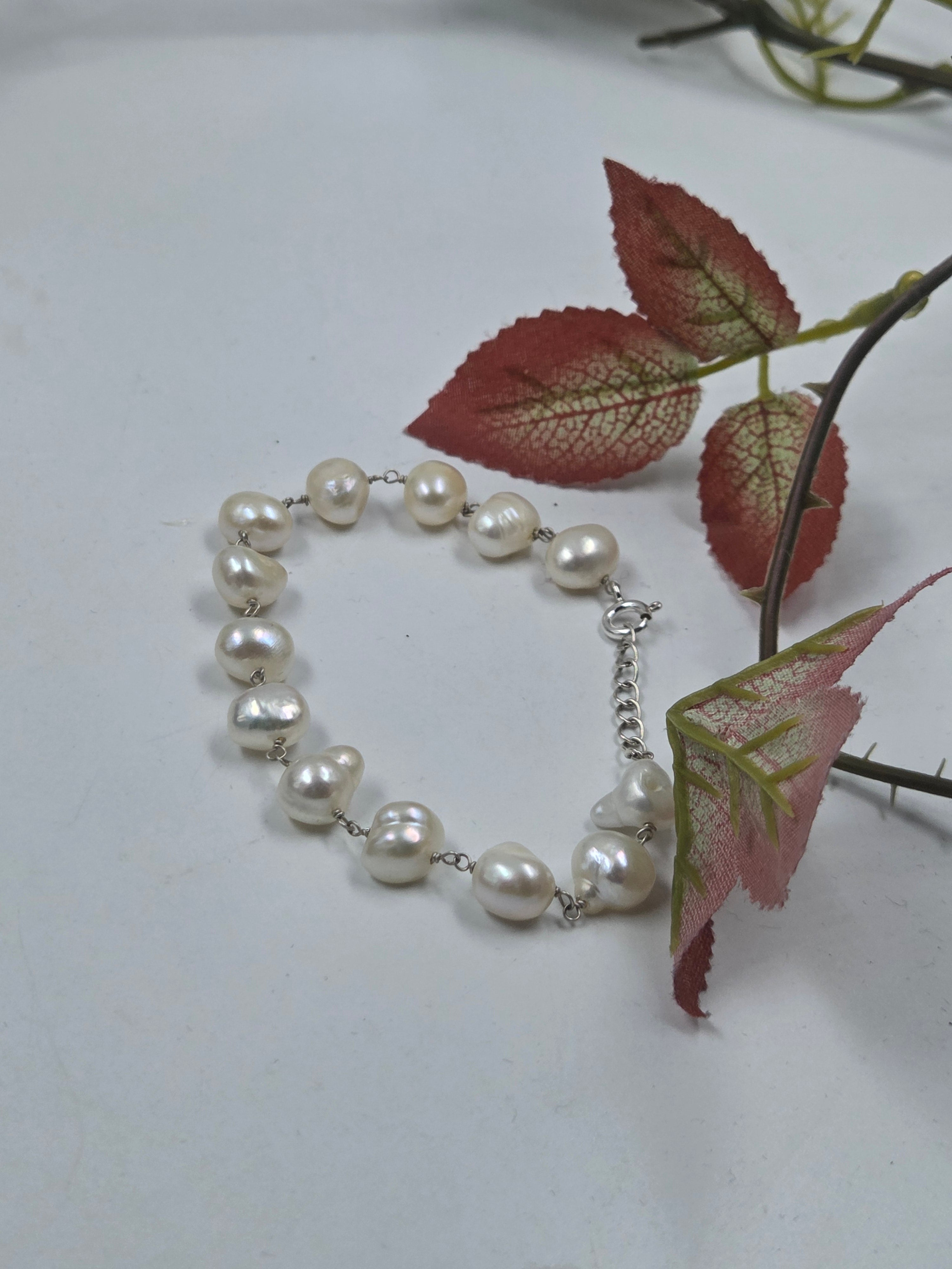 Freshwater Pearl Bracelet in Sterling Silver – 9.46 Grams