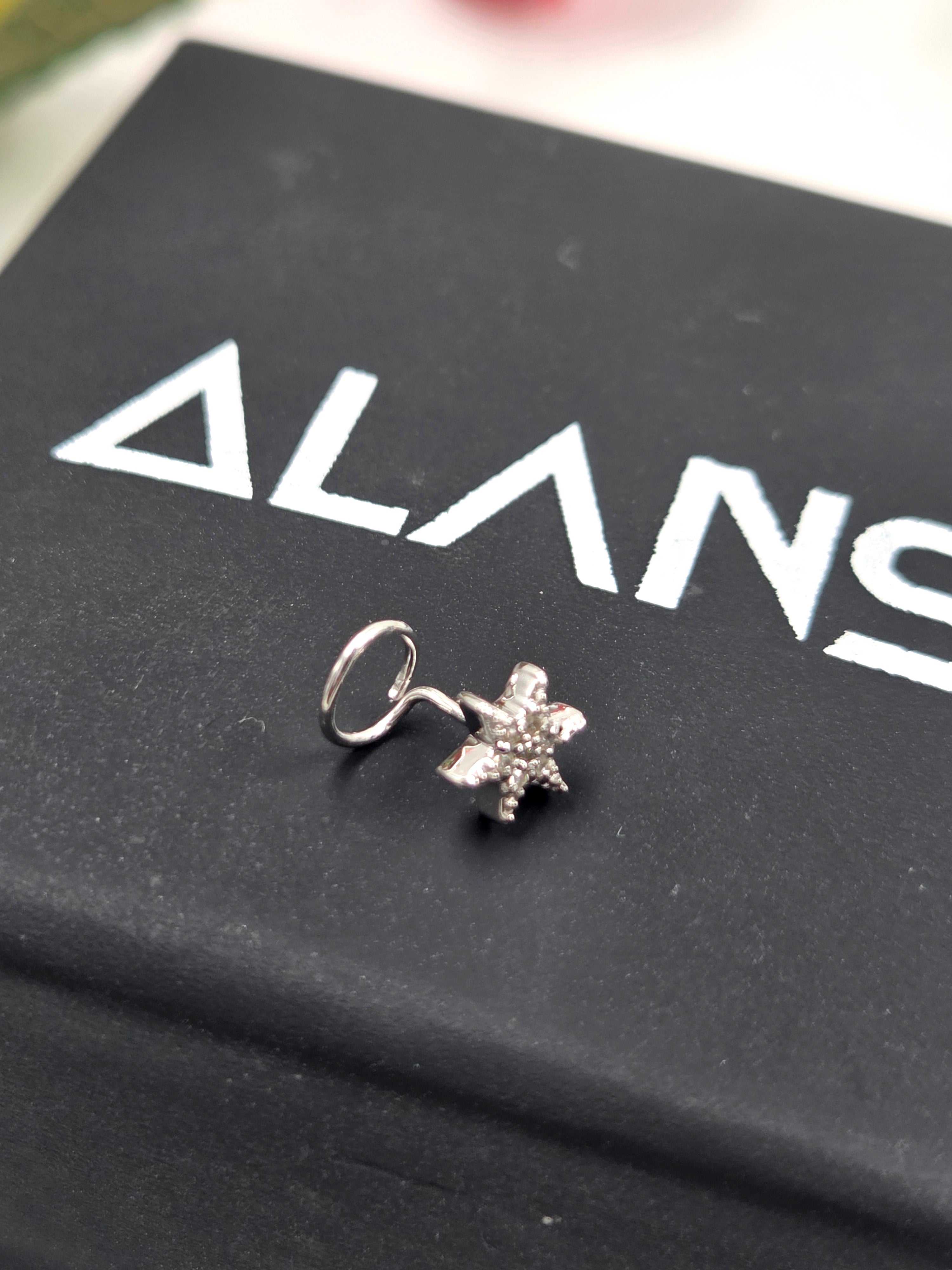 Natural Diamond & Emerald Sterling Silver Nose Pin