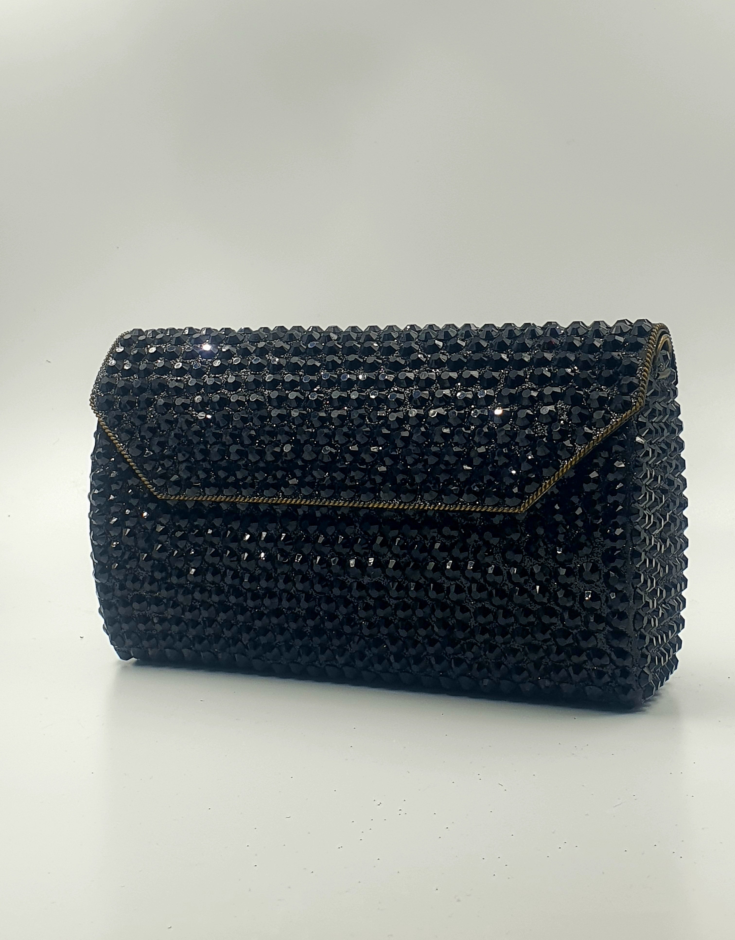 Resin Bead Metal Clutch