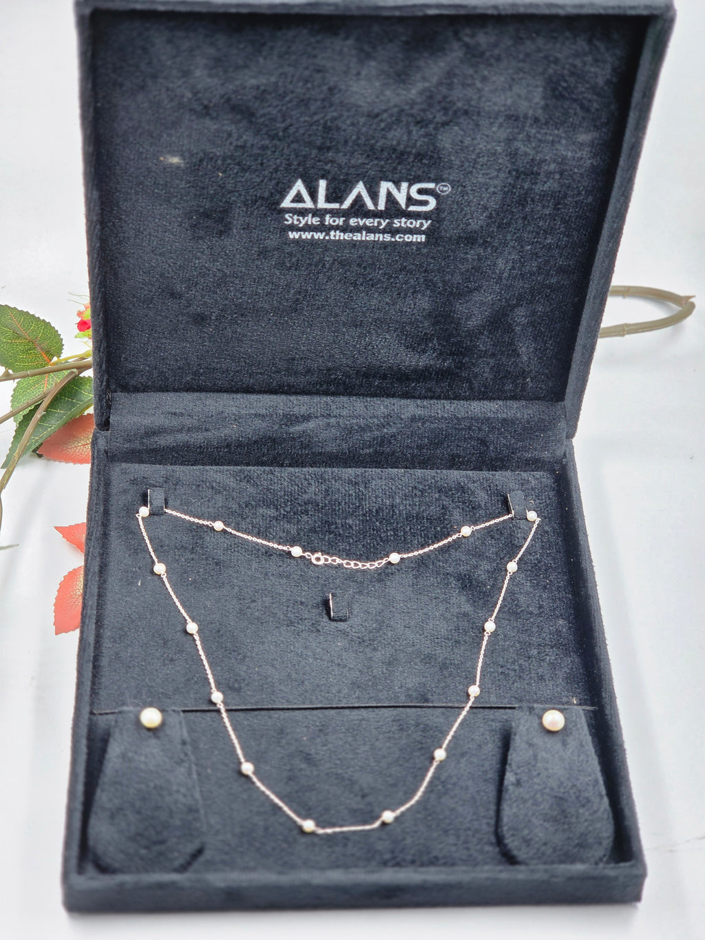 Freshwater Pearl Necklace with Stud Earrings in Sterling Silver