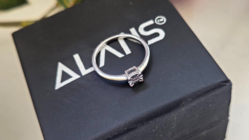 Nova Illusion Lab-Grown Diamond Ring