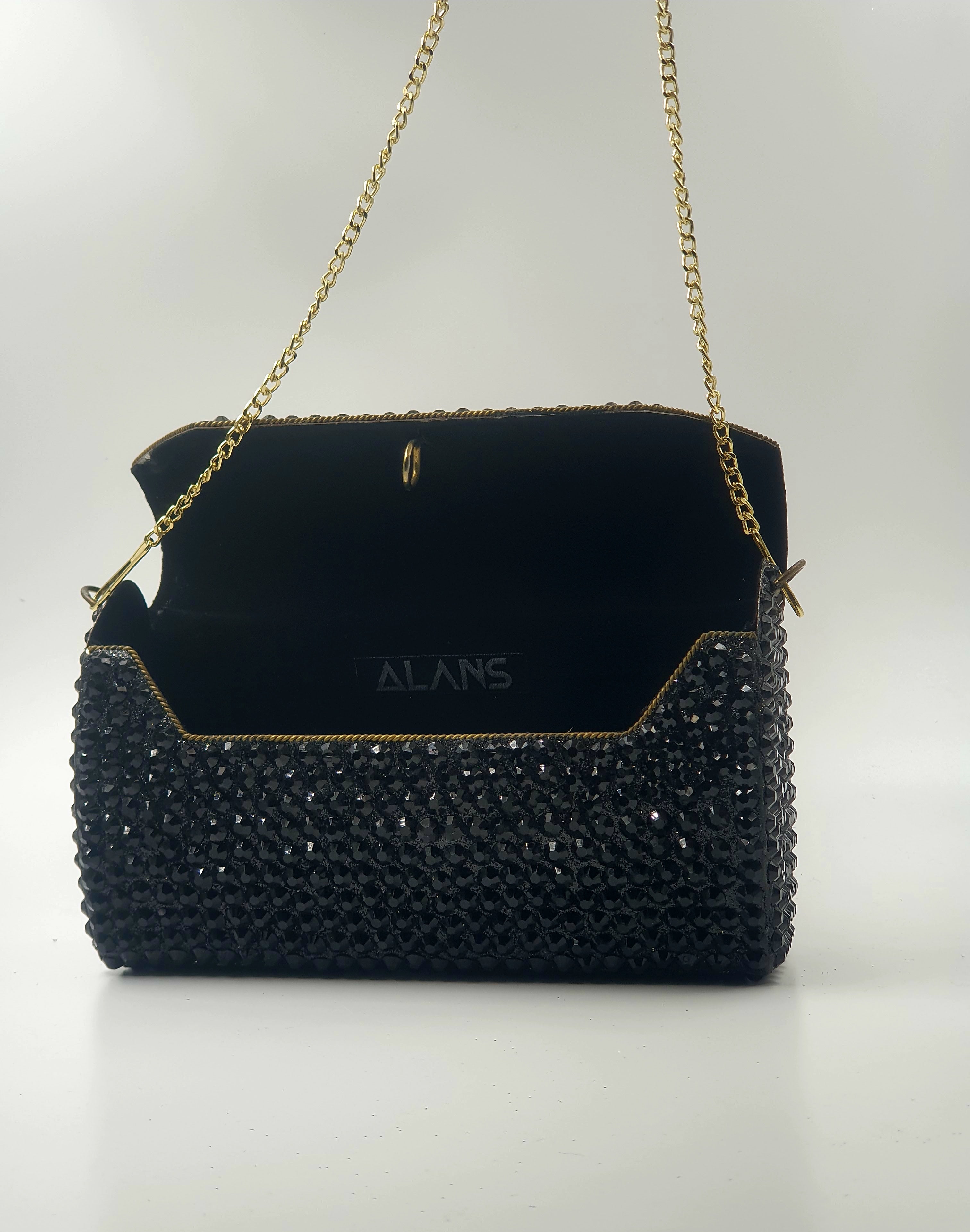 Resin Bead Metal Clutch