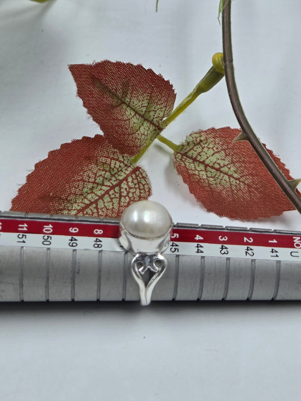 Pearl Center Ring in Sterling Silver