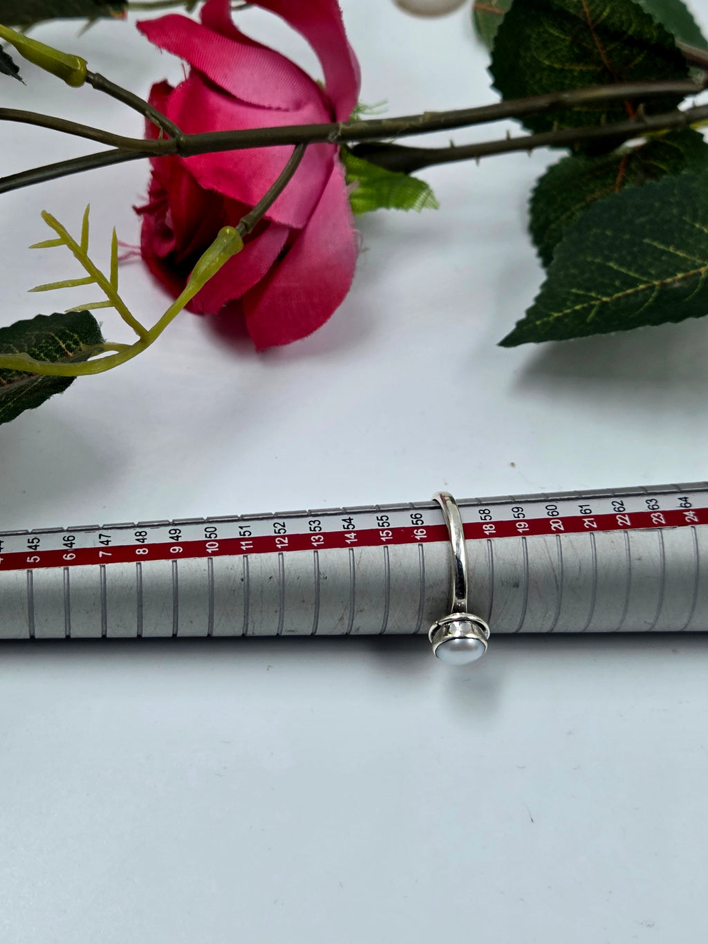 Radiant Silver Frame Freshwater Pearl Ring