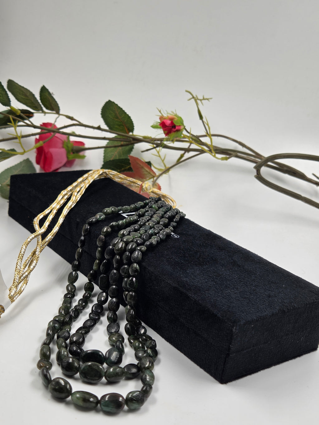 Natural Emerald 3-Line Necklace (Sarafa Style)