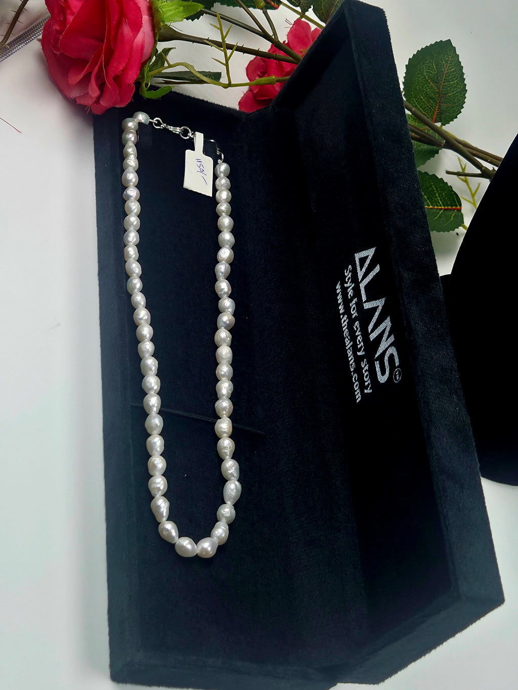 Freshwater Pearl Necklace with Metal Lock (6–6.5mm)