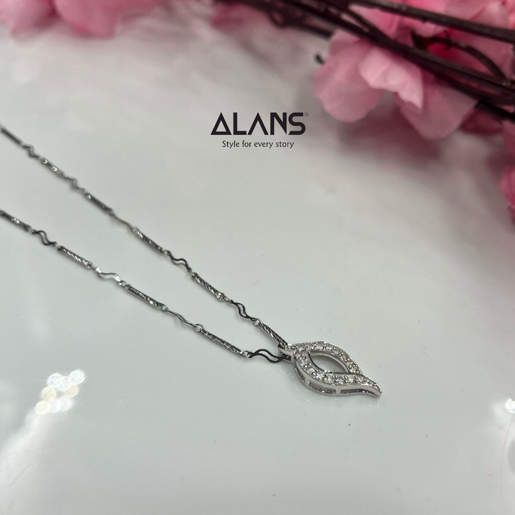 Lab-Grown Diamond Pendant with Chain – Sterling Silver & Certified