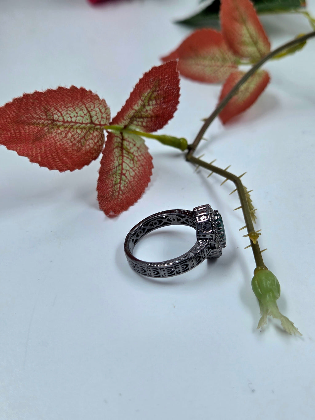 Natural Emerald and Natural Diamond Ring in Sterling Silver – Victorian Design