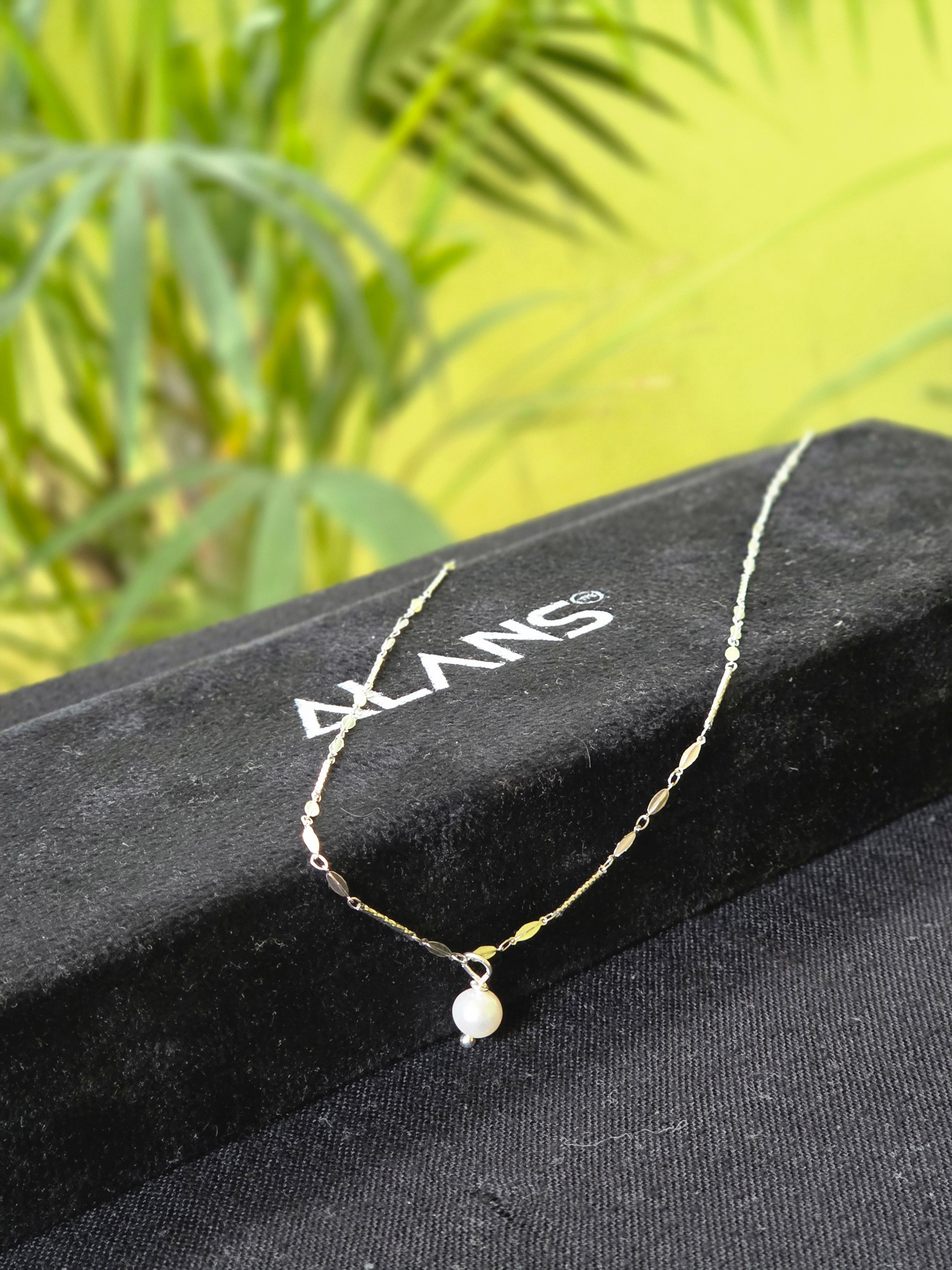 Freshwater Pearl Pendant in Sterling Silver