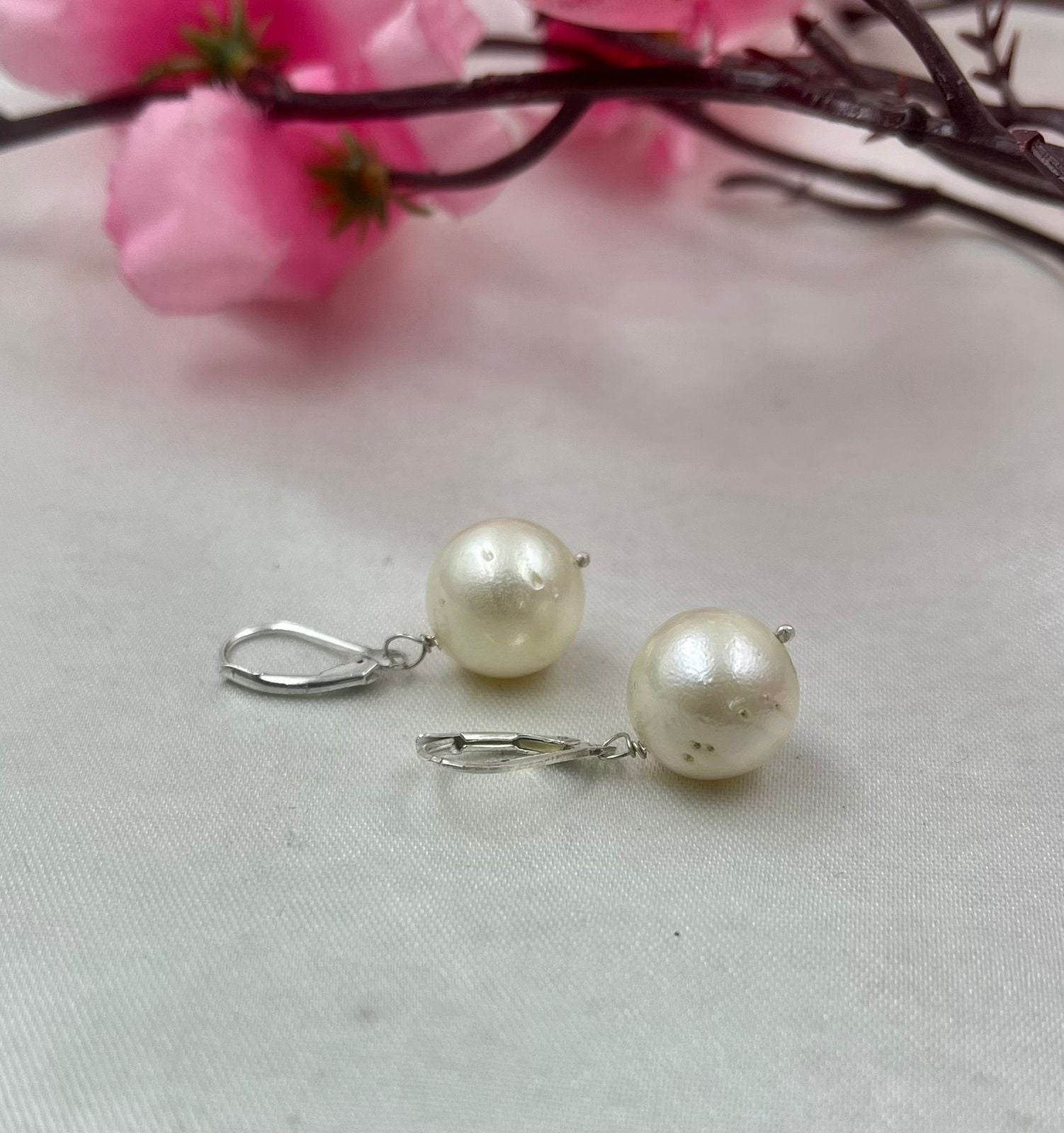 South Sea Pearl Earrings in 925 Sterling Silver