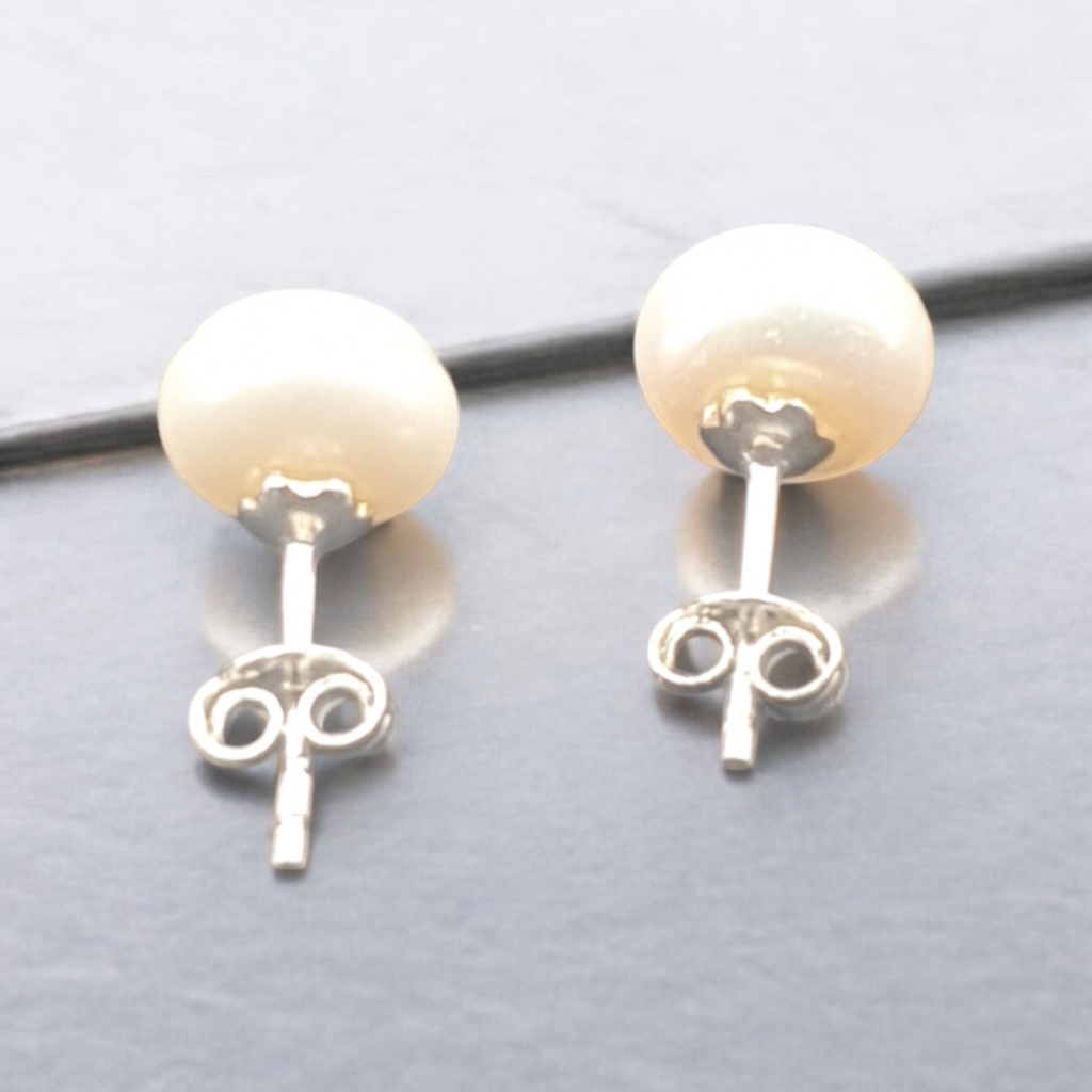 Freshwater Pearl in Sterling Silver