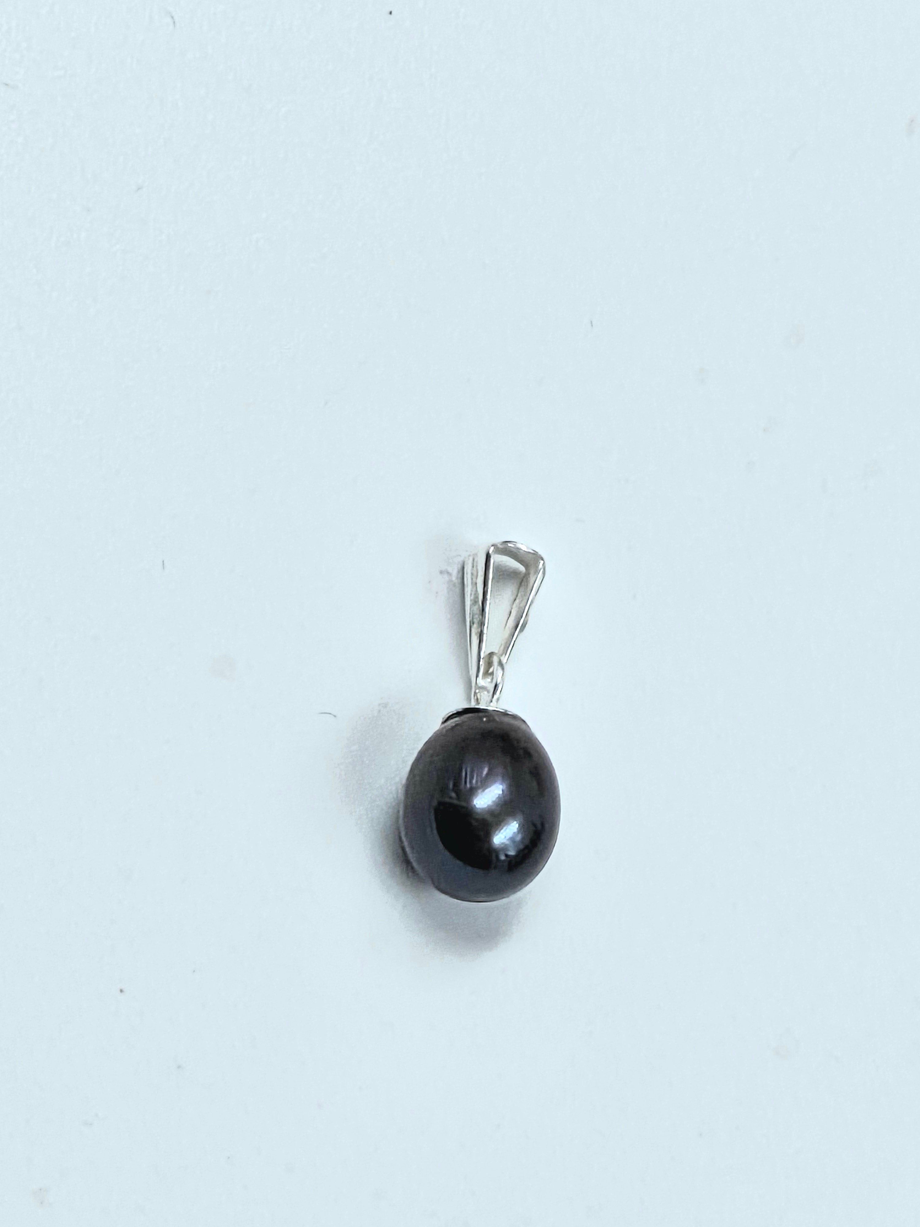 Freshwater Pearl Essence Pendant
