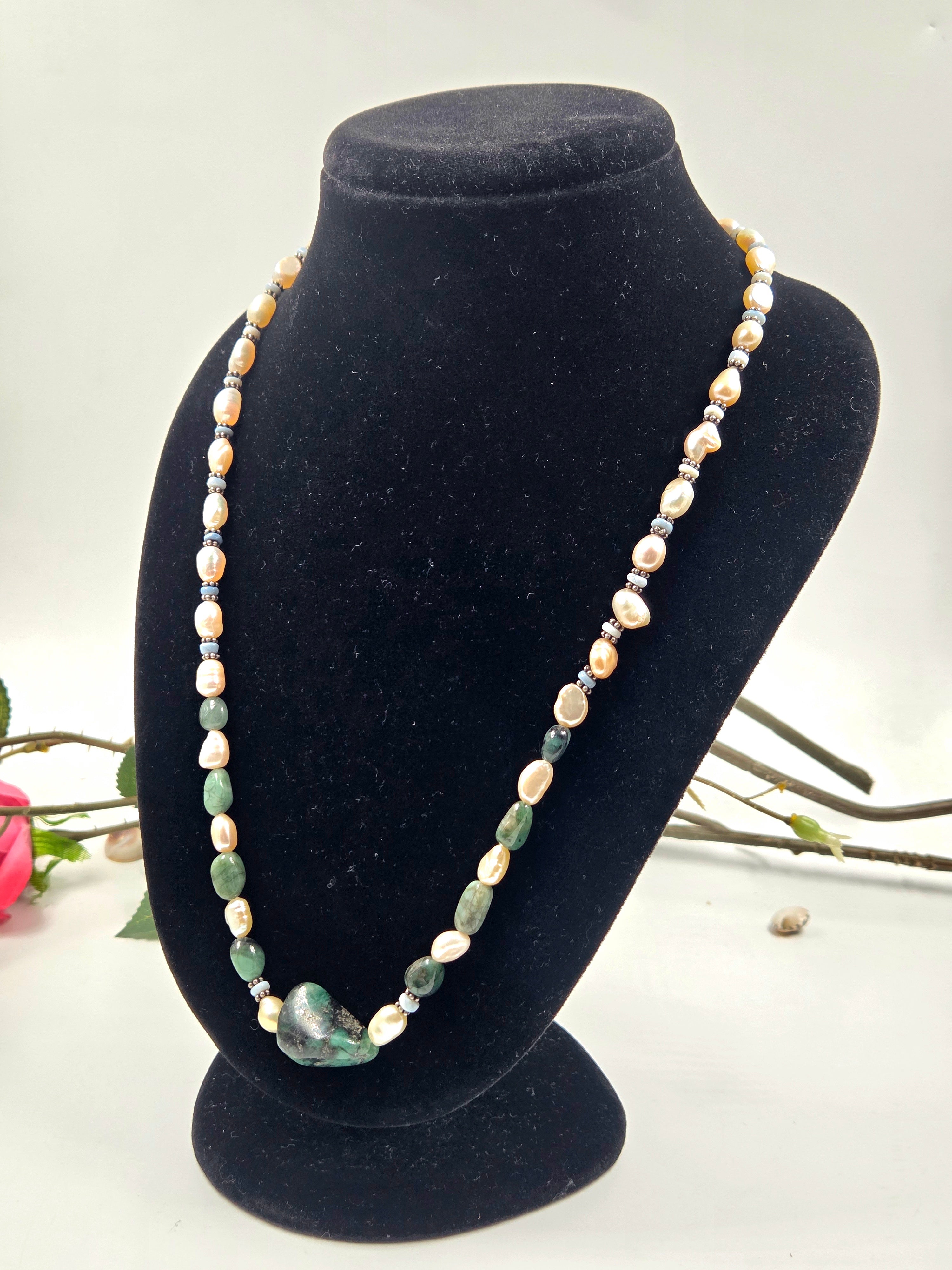 Emerald Tide – Freshwater Pearl Necklace in Sterling Silver