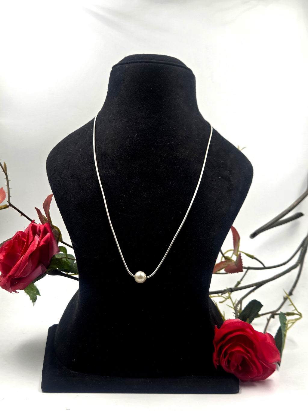 Single Freshwater Pearl Necklace in Sterling Silver