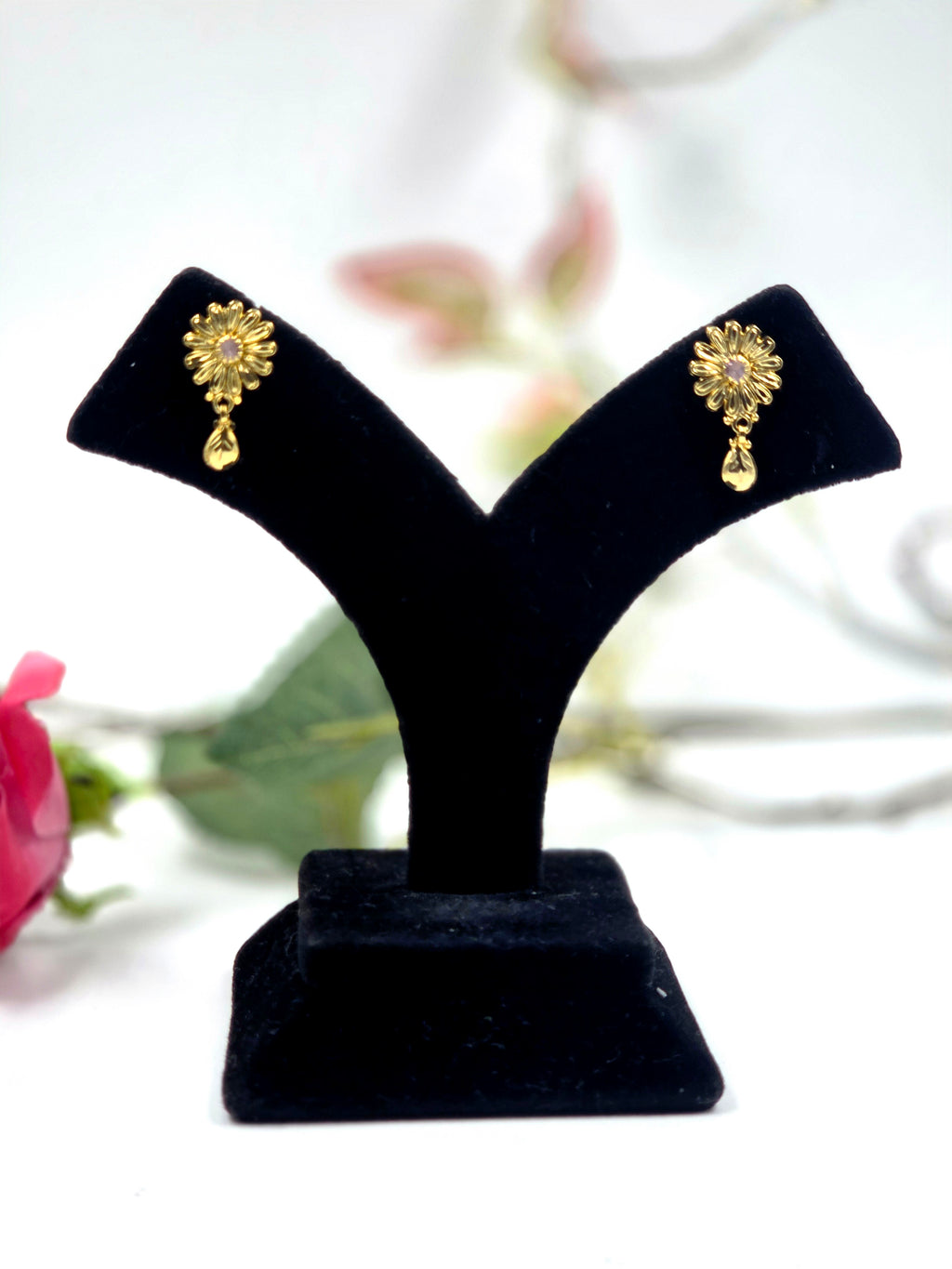 Golden Floral Sterling Silver Set ( Necklace & Earrings)