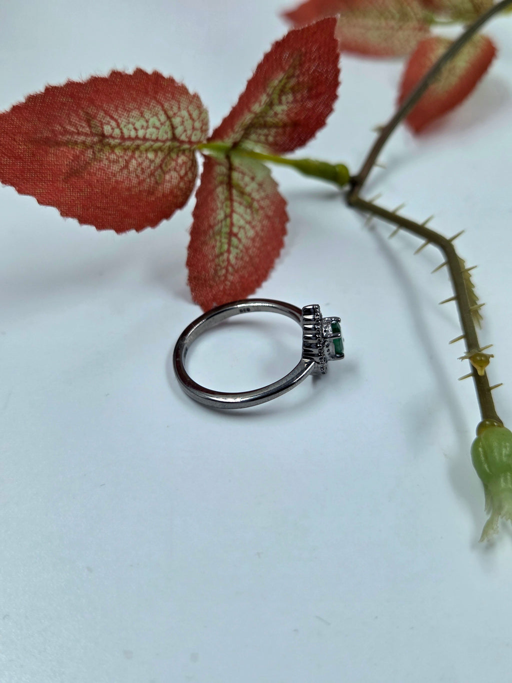 Natural Emerald and Natural Diamond Drop-Shaped Ring in Sterling Silver, Rhodium Plated)