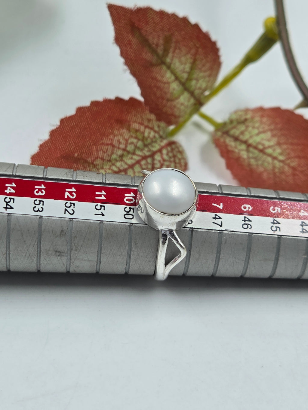 Pearl Focus Ring in Sterling Silver