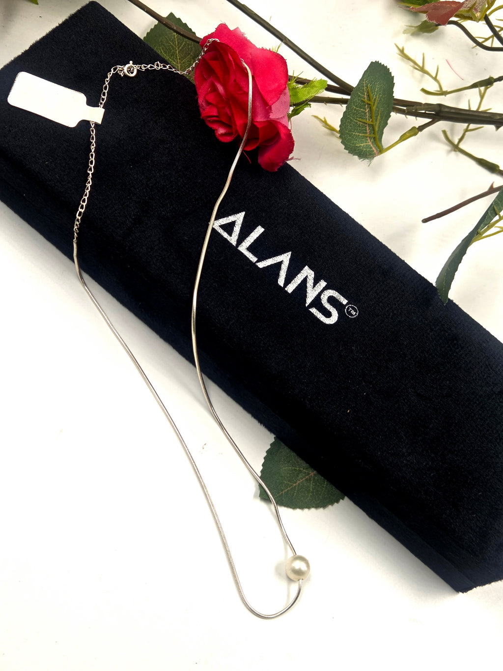 Single Freshwater Pearl Necklace in Sterling Silver