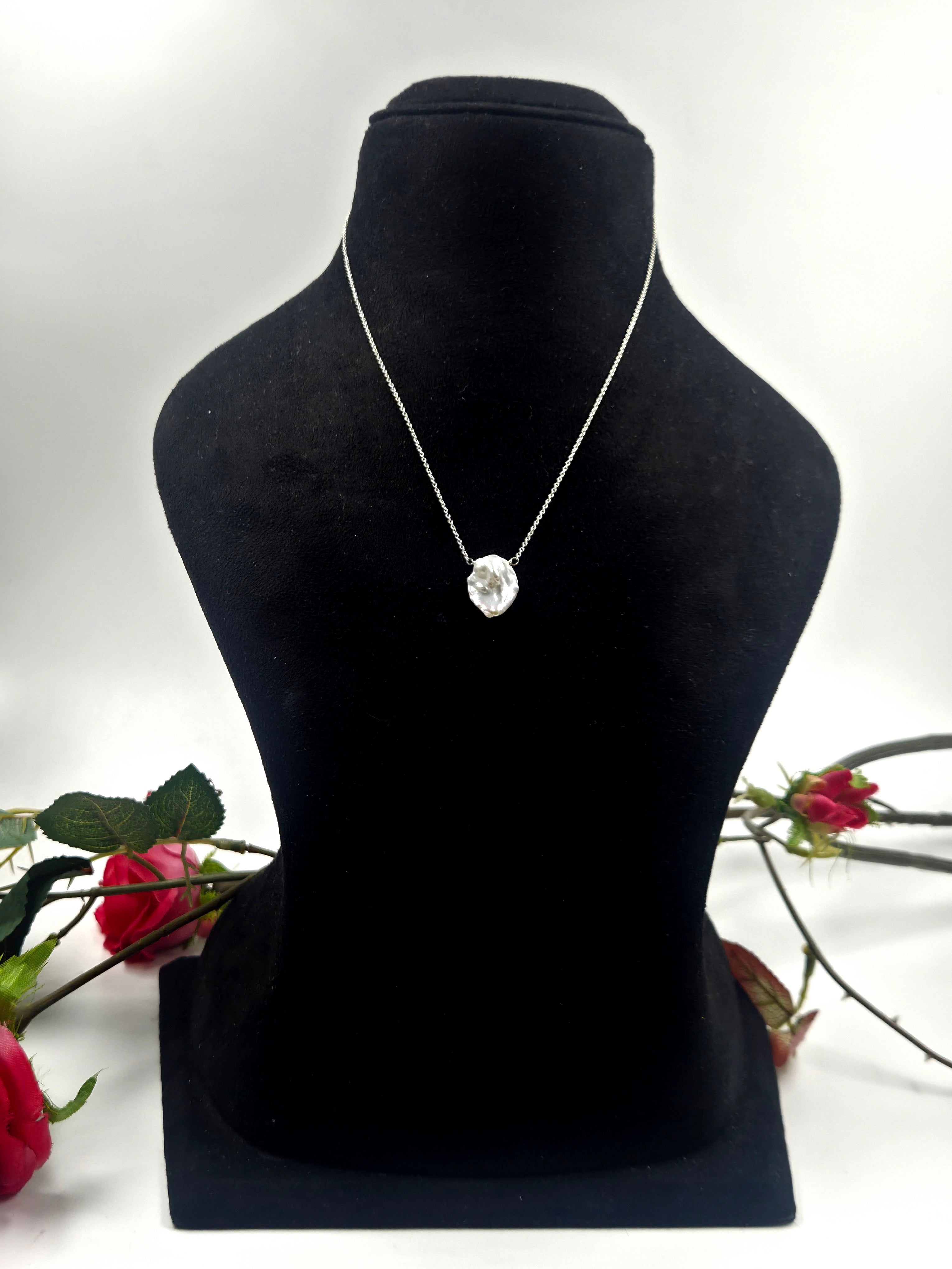 Baroque Freshwater Pearl Pendant Necklace with Sterling Silver Lock