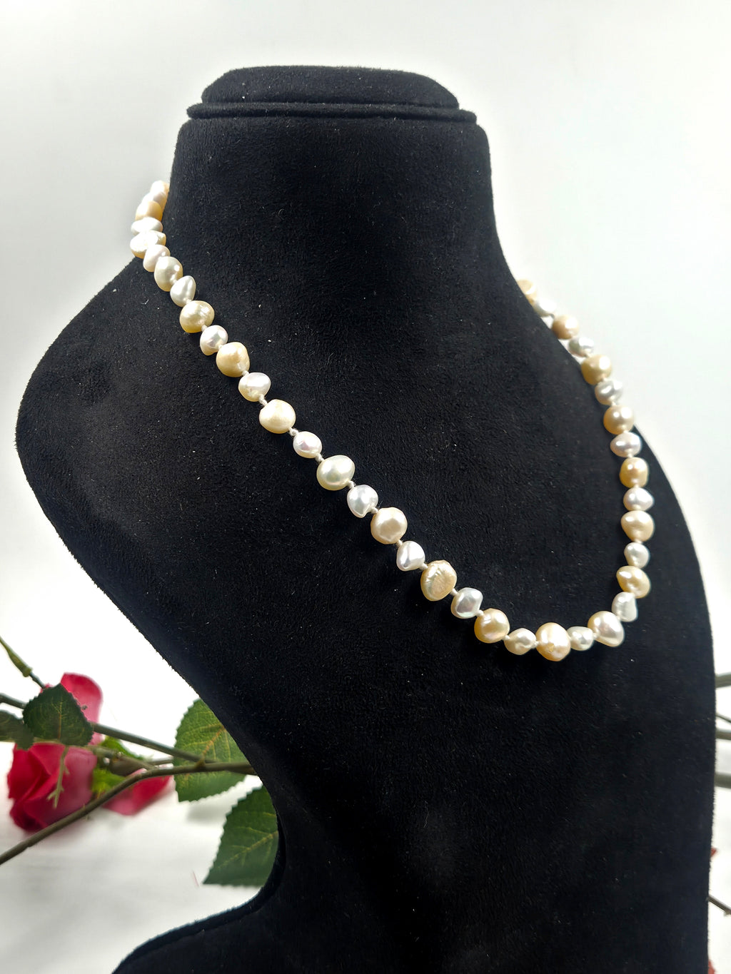 Freshwater Pearl Necklace with Silver Lock – Dual Tone Natural Color