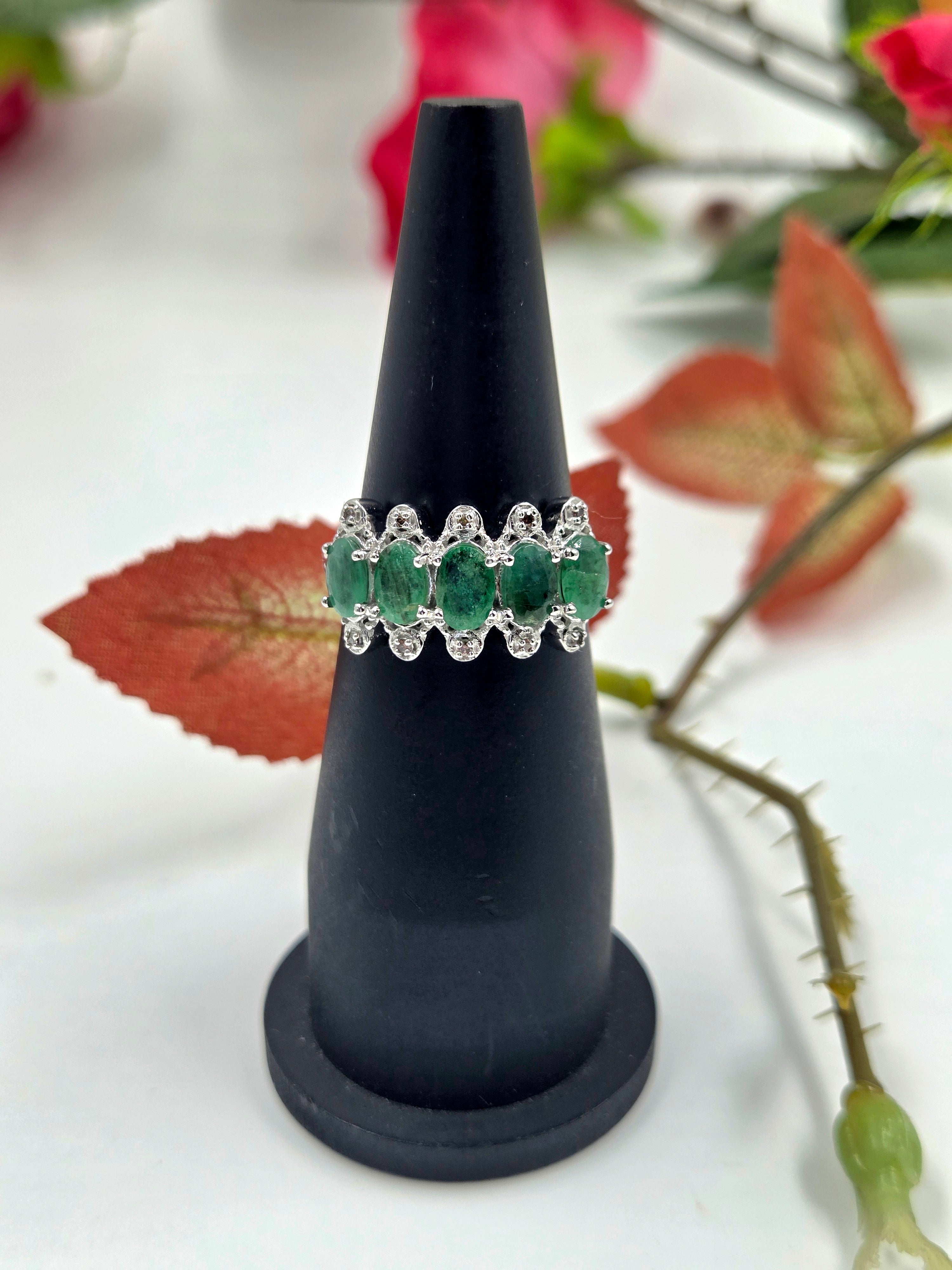 Natural Emerald & Natural Diamond Ring – Sterling Silver, Oval Cabochon Shape.